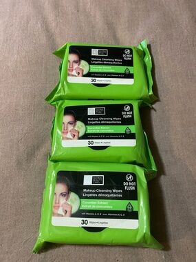 Makeup Cleansing Wipes - Cucumber Extract (Green)